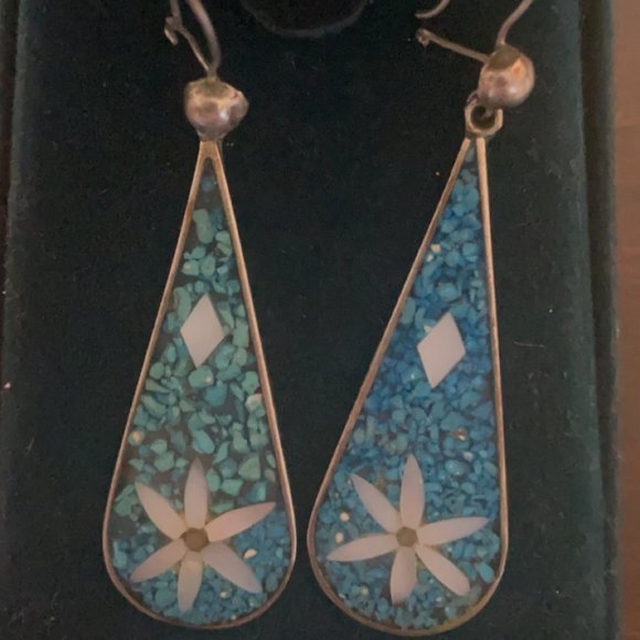 Mexican opal and silver daisy earrings - Picture 1 of 1